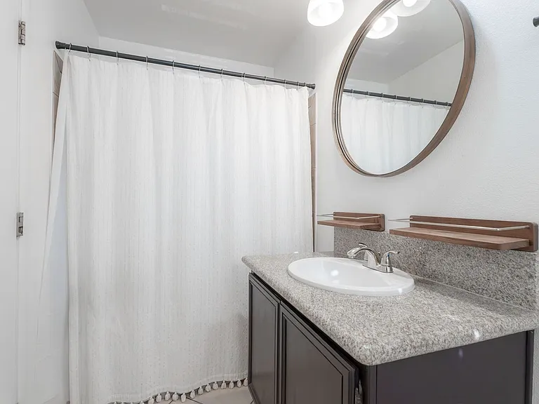 7578 Hope Valley St — Photo 32