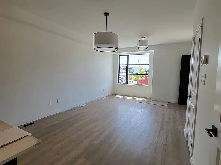 3900 Savoy St #127 — Photo 9