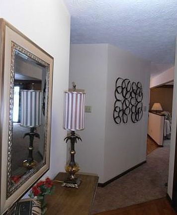 5th image of 512 Erber Ct