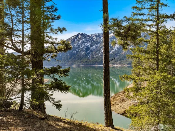 16341 Salmon La Sac Road, Ronald, WA 98940