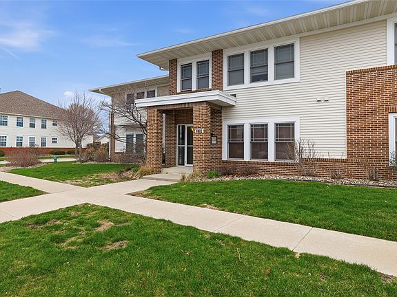 2nd image of 2435 Aspen Rd Unit 103