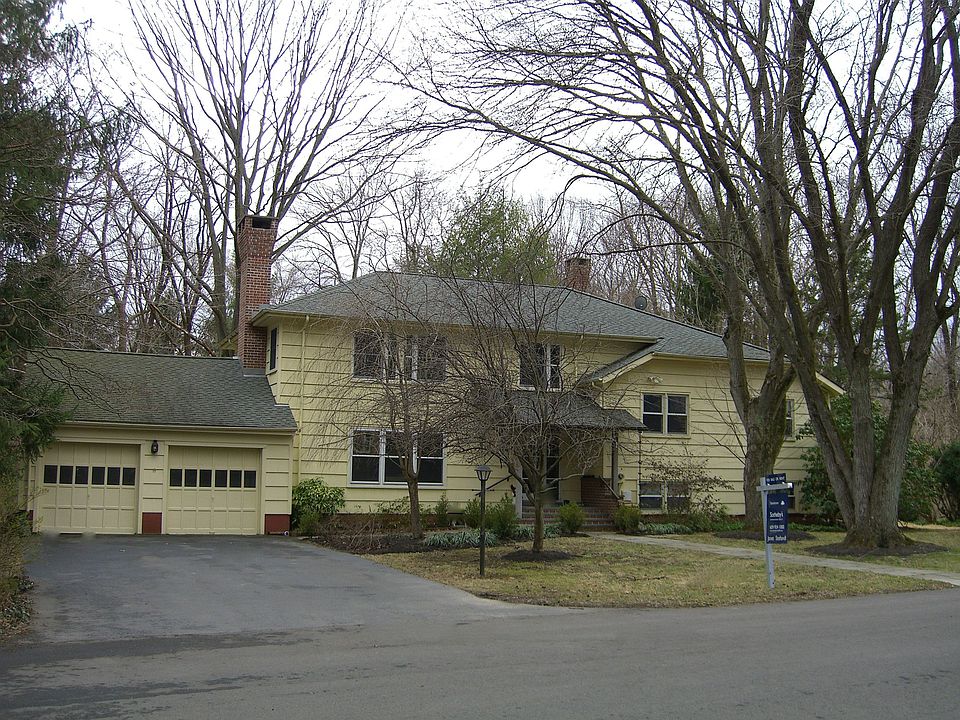 Great Multi-Level Home