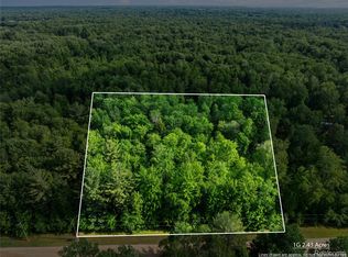 15 Birch Rd, Vassar, MI 48768