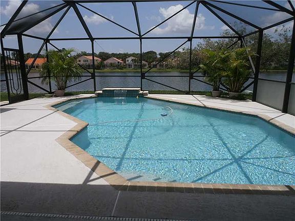 4th image of 1637 Eastlake Way
