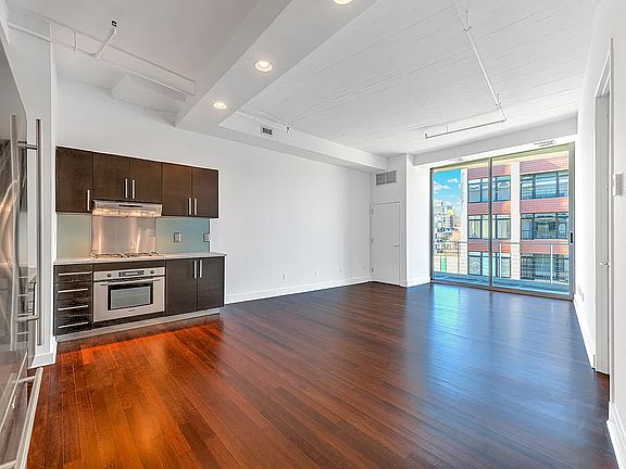 2nd image of 99 Gold St APT 5J