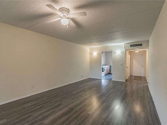 5th image of 4435 1st St NE Unit 105
