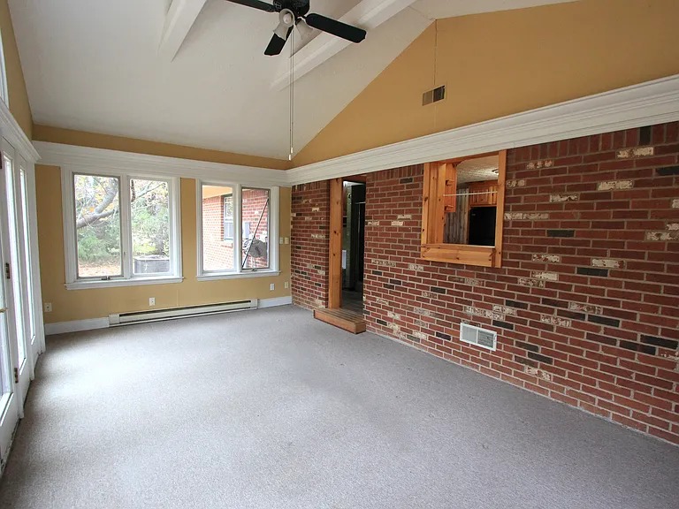 7485 E County Road 400 N — Photo 22