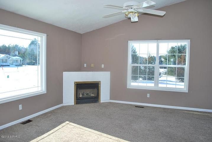 2nd image of 20010 Orchard Ln