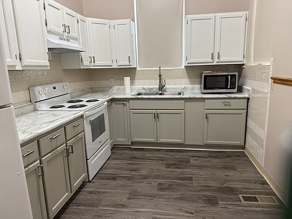4th image of 1413 Penrose St