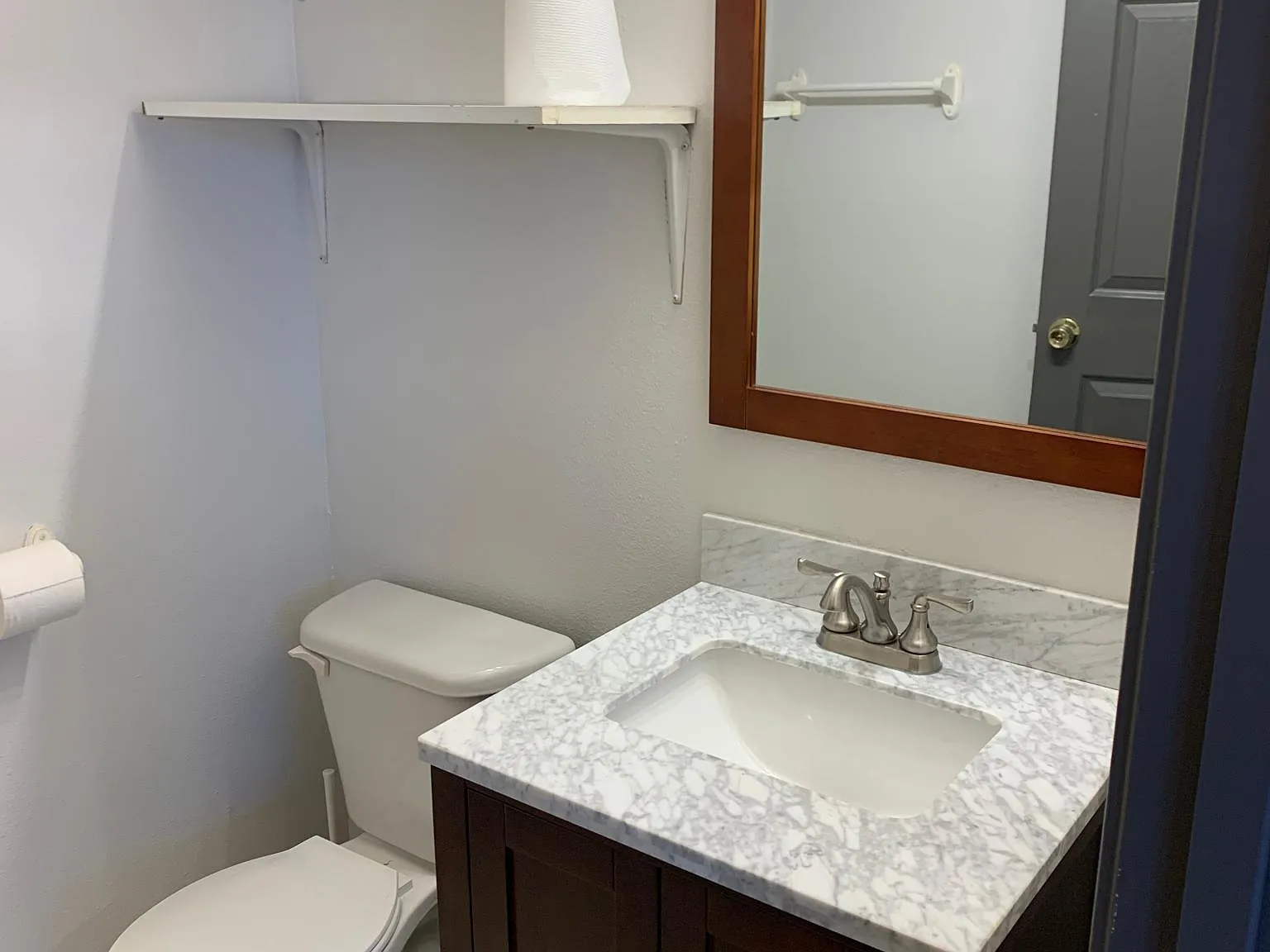608 E Pierce St — Photo 3