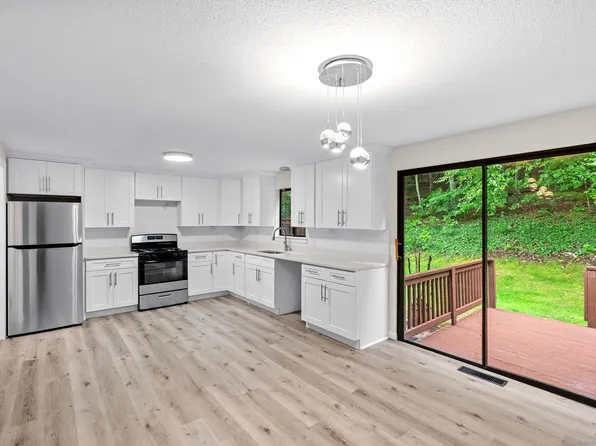 78 Cliffside Drive #F, Manchester, CT 06042