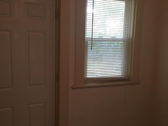 4th image of 1393 E 110th St