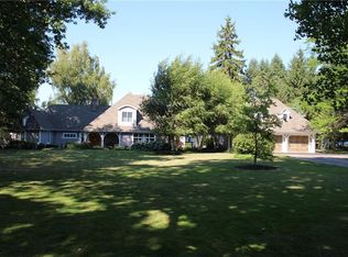 8401 Sill Rd, Sodus Pt, NY 14555