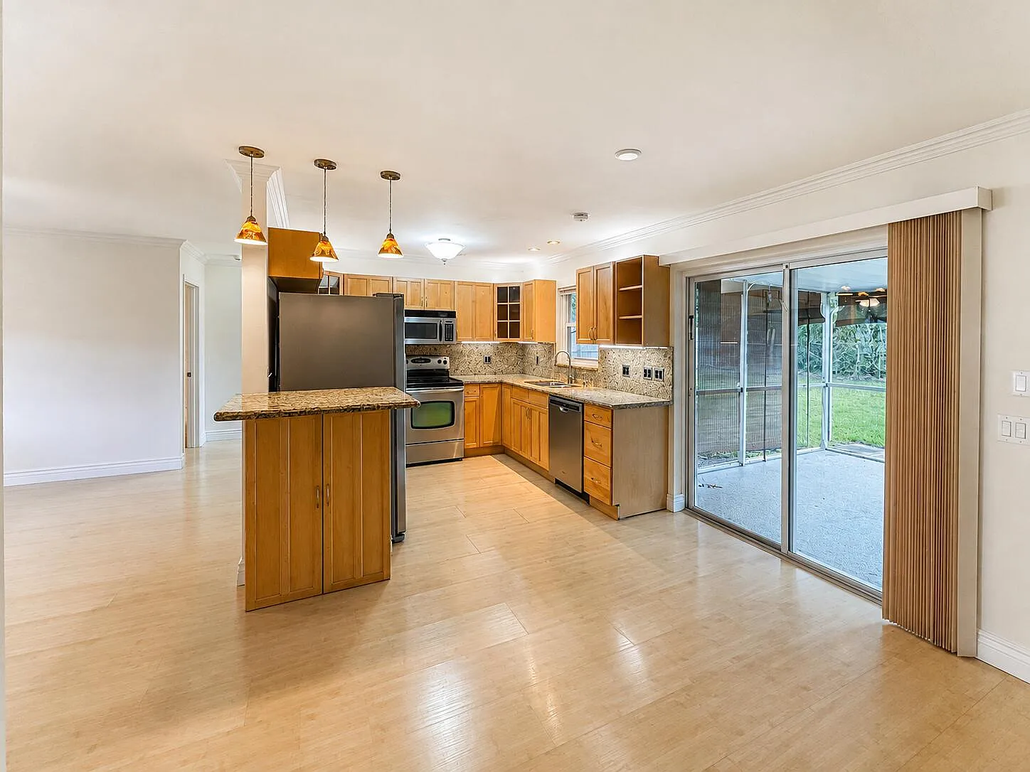 2 bed, 2.0 bath, 1160 sqft, $2,600 — Photo 4