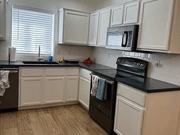 2nd image of 3171 Kearsage Dr