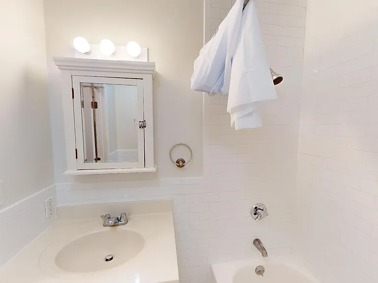 1640 Commonwealth Ave — Photo 12