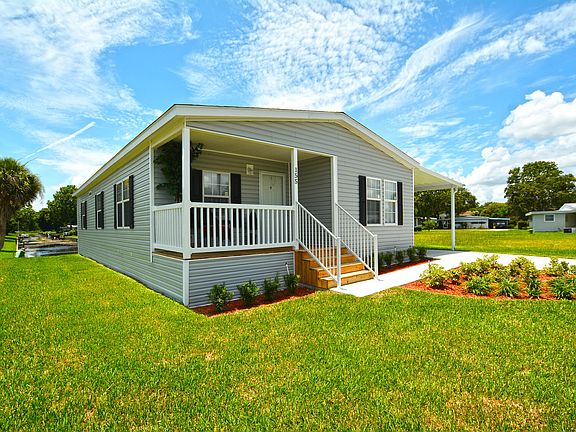 2nd image of 105 Lakeview Dr