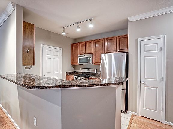 4th image of 2791 Centerboro Dr APT 87