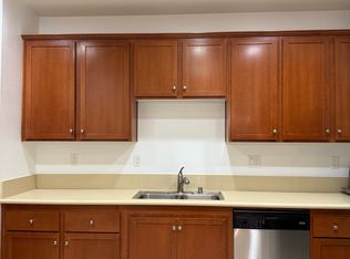 28063 Catherine Dr, Santa Clarita, CA 91351