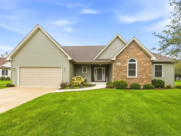 1213 Kramer Ln, Sandwich, IL 60548