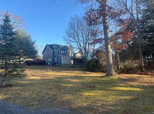 132 Everett St, Middleboro, MA 02346