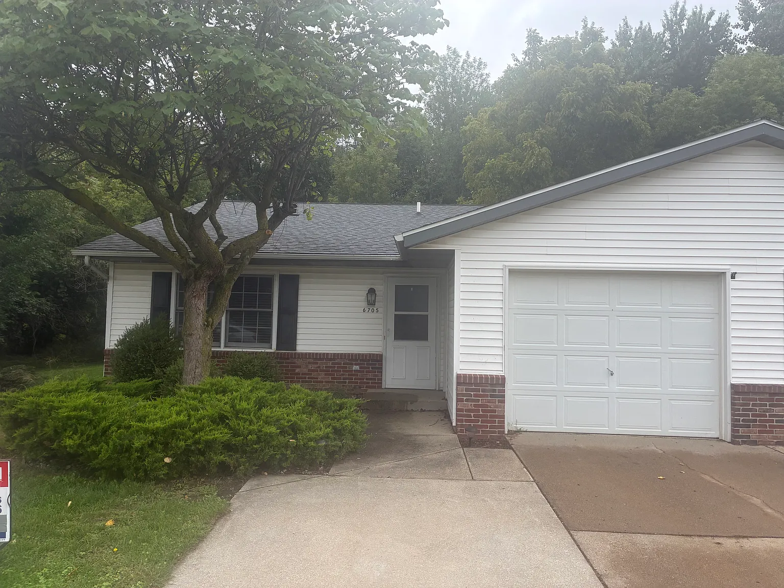 2 bed, 1000 sqft, $1,650 — Photo 2