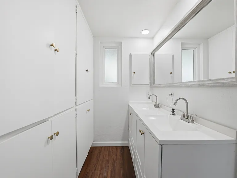 1846 Oliver Ave #2 — Photo 10