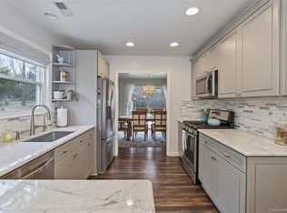 11200 Snapfinger Dr, Charlotte, NC 28277