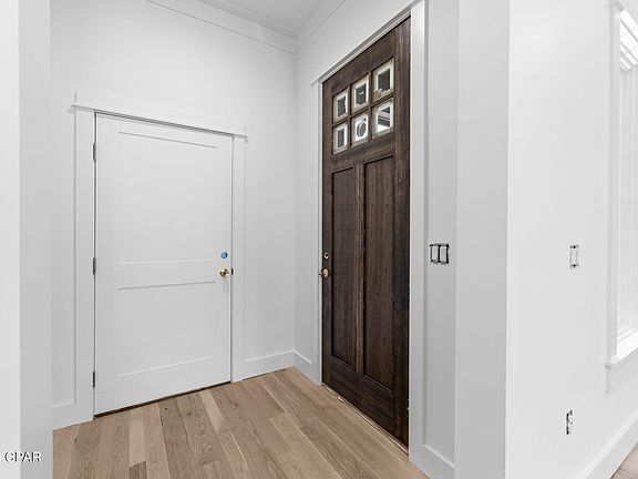 2nd image of 1501 Match Point Ln #501