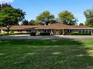 459 E Oak Orchard St, Medina, NY 14103