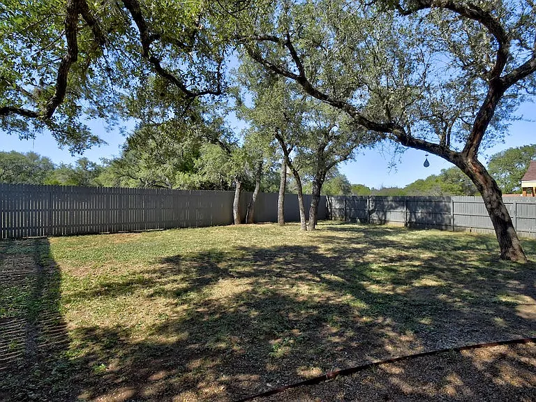 Quiet neighbors and Big Backyard
