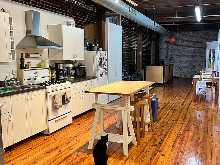 4324 Tackawanna St #3C — Photo 3