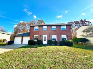 6402 Gander Rd E, Dayton, OH 45424