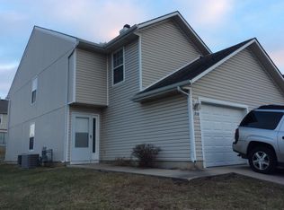 205 NE Dogwood St APT D, Oak Grove, MO 64075