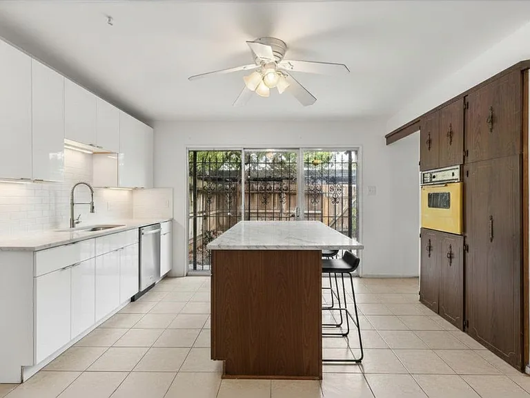 8238 Fondren Rd #8238 — Photo 7