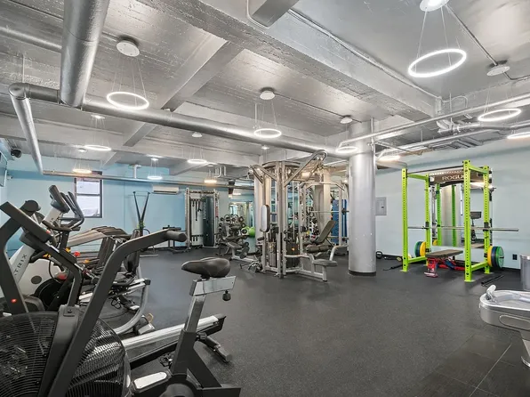 1237 Avenue Z image 4 of 6