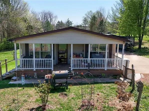 3535 Cedar Falls Rd, Bonne Terre, MO 63628