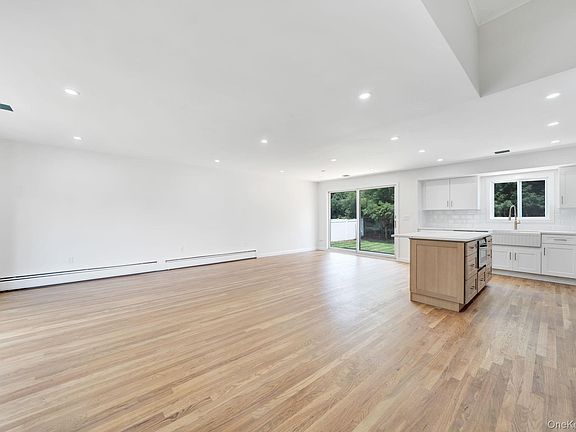 4th image of 59 Eastfield Lane