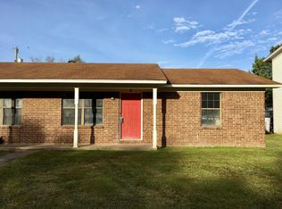 9 Patton Cir #B, Conway, AR 72032