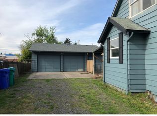 8311 SE Clay St, Portland, OR 97216