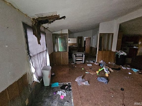 2nd image of 30050 Wren St