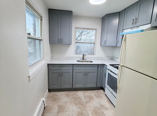 826 W Grand St APT 3E, Elizabeth, NJ 07202