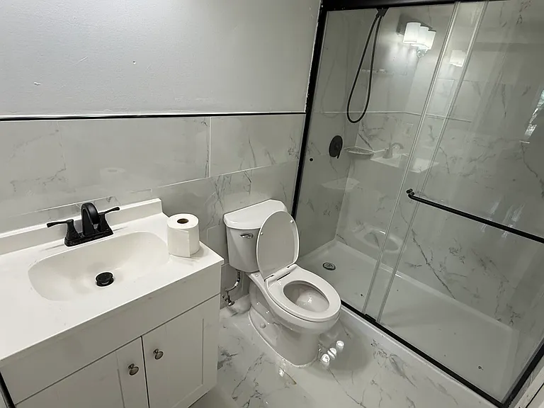 235 Village Green Ln — Photo 34