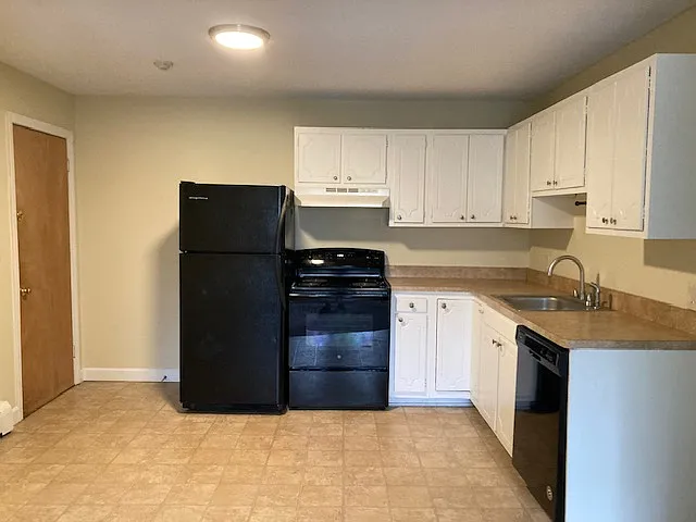 2 bed, 1000 sqft, $1,995 — Photo 2