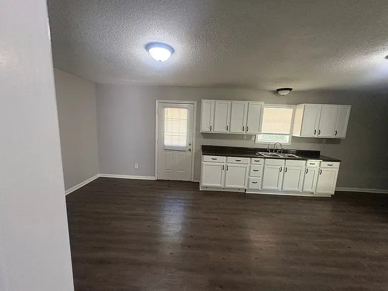 5087 Blacksmith Dr — Photo 9