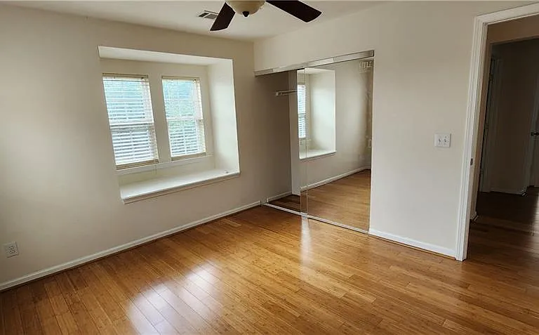 479 Briarfield Xing — Photo 16