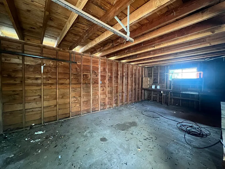 1836 Myrtle St — Photo 13