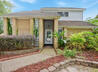 14930 James River Ln, Houston, TX 77084