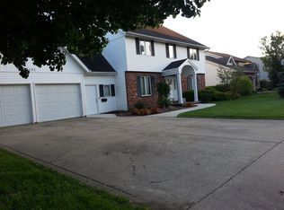 1072 E Jefferson St, Morton, IL