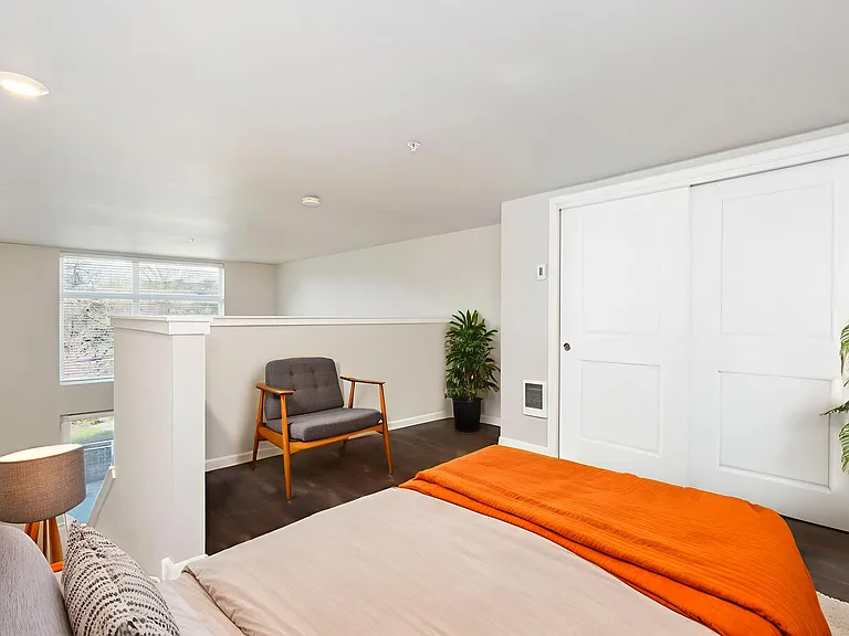 Ludwig Apartments — Photo 10
